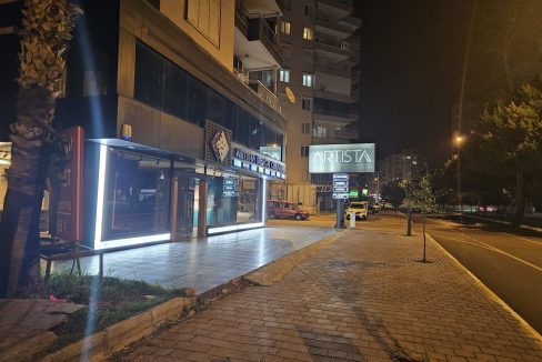 ecb60a41-6366-403e-bbac-78331d2515e4